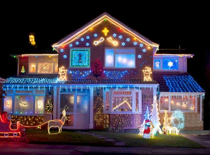 holiday lights on a house